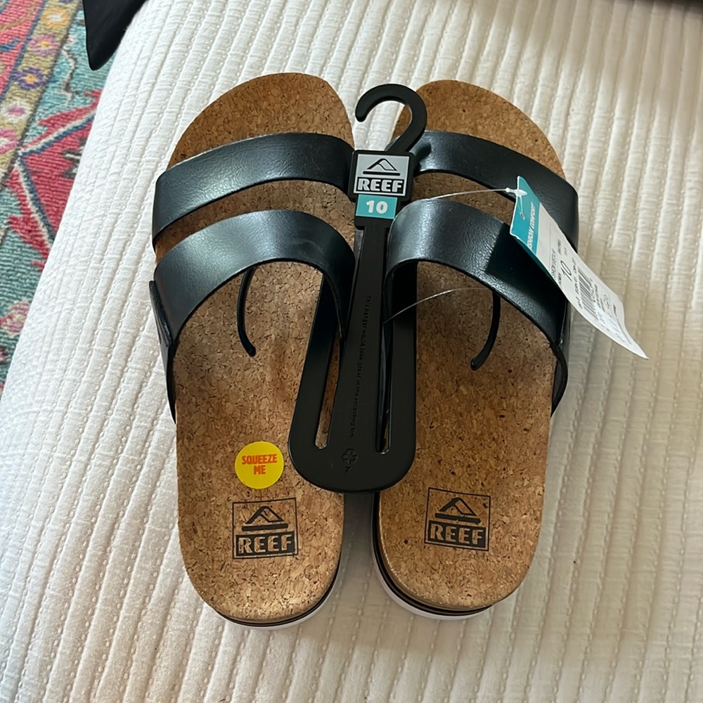 Reef women’s sandals